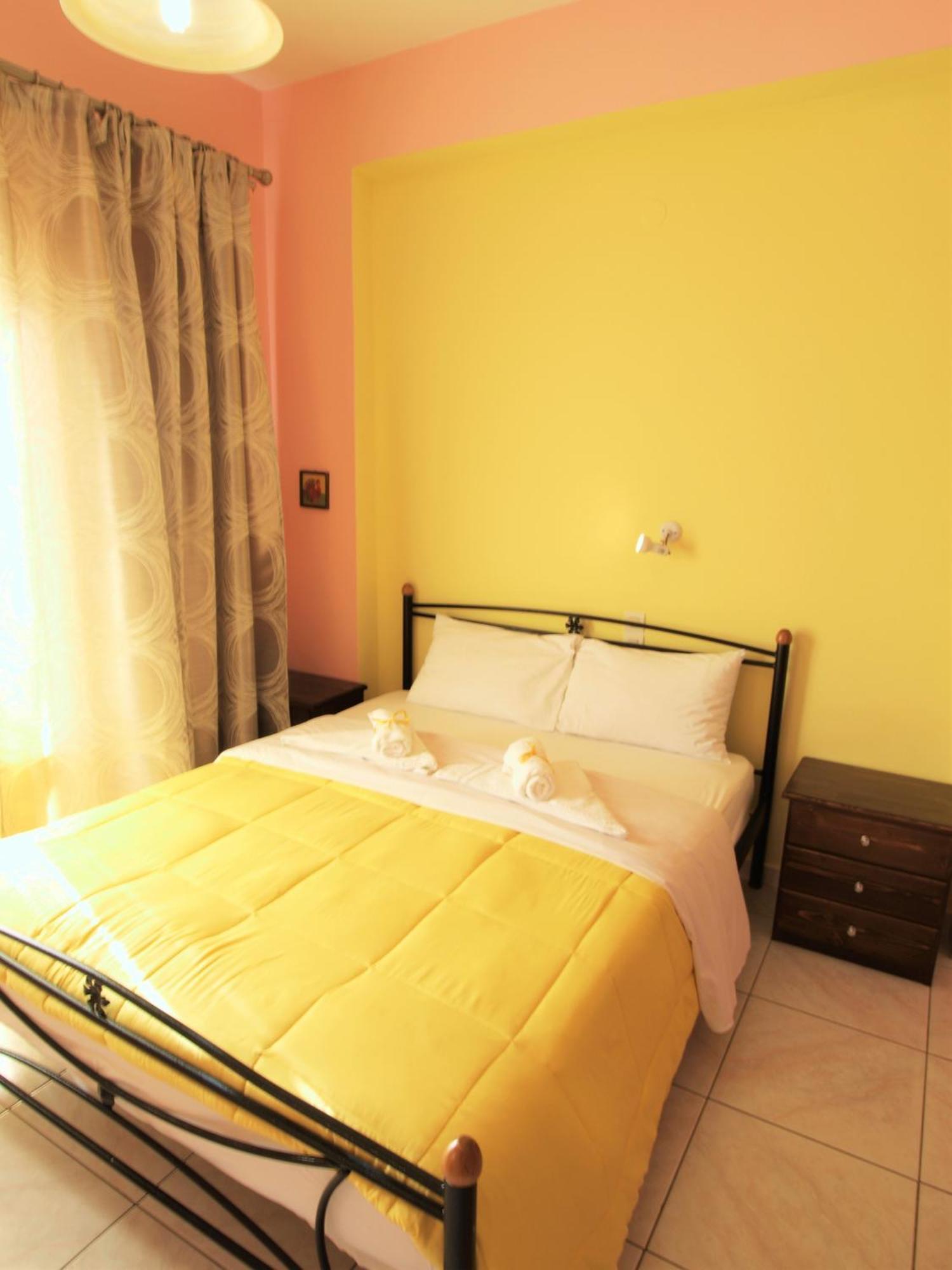 Elena Apartments Stoypa สตูปา ภายนอก รูปภาพ